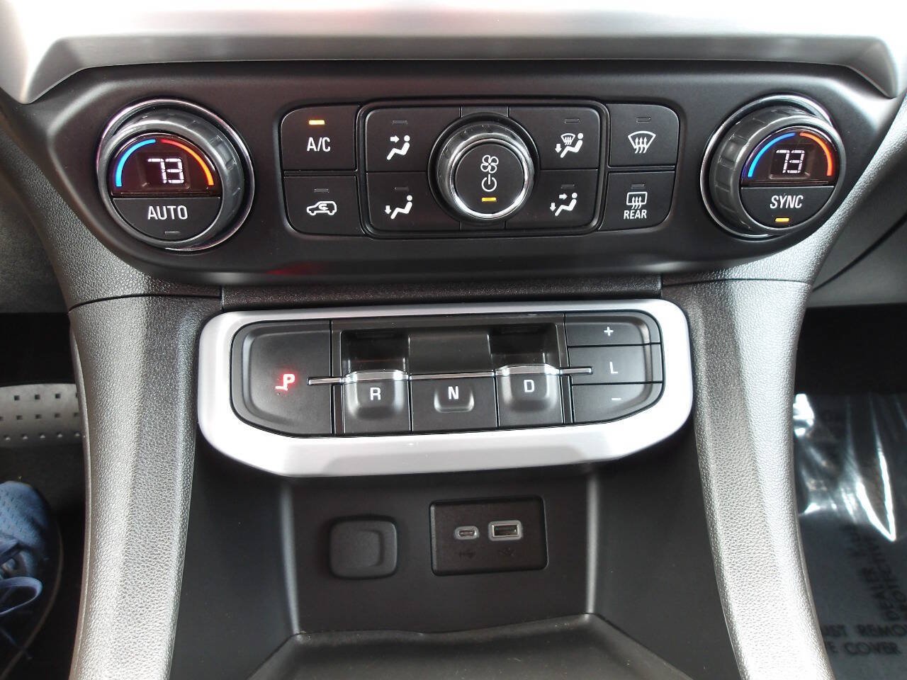 Used 2020 GMC Acadia SLE AWD/4WD image 16