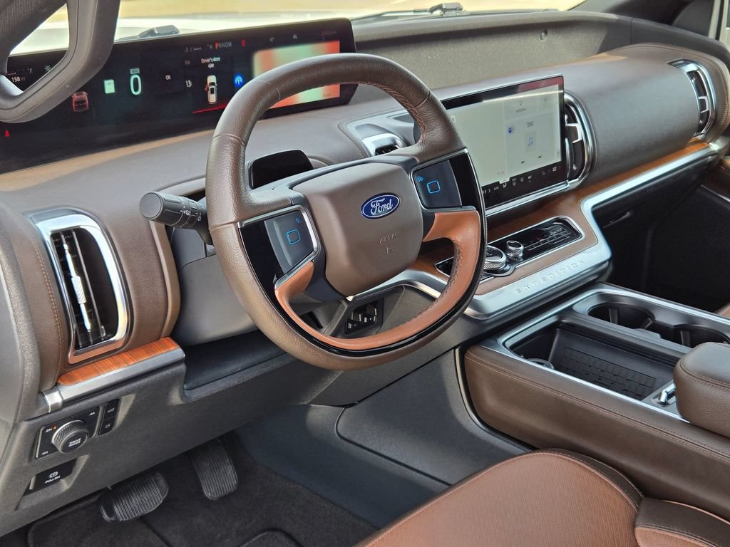 Used 2025 Ford Expedition Max King Ranch AWD/4WD image 10