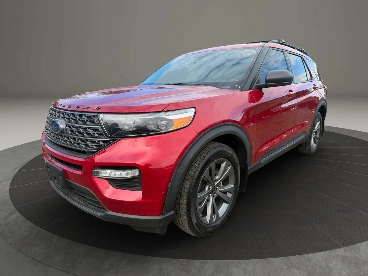 Used 2021 Ford Explorer XLT w/ Equipment Group 202A