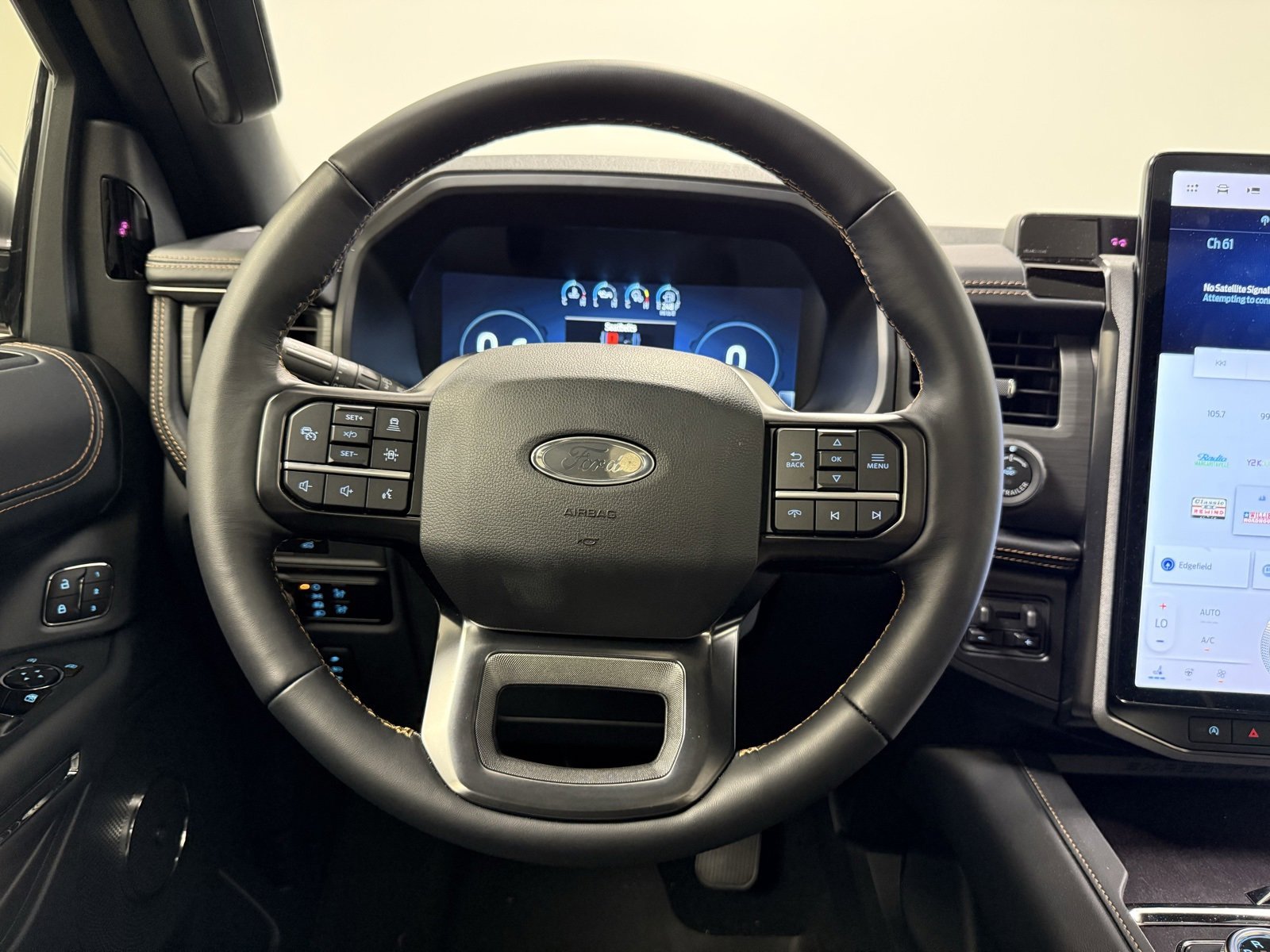 Used 2024 Ford Expedition Max Platinum image 29