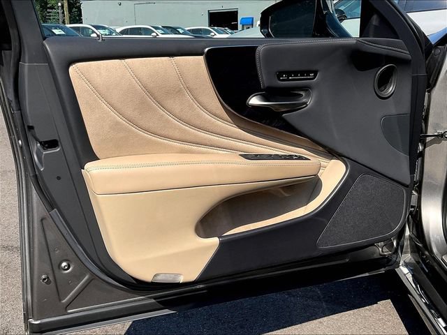 Used 2022 Lexus LS 500 AWD w/ Interior Upgrade Package image 21