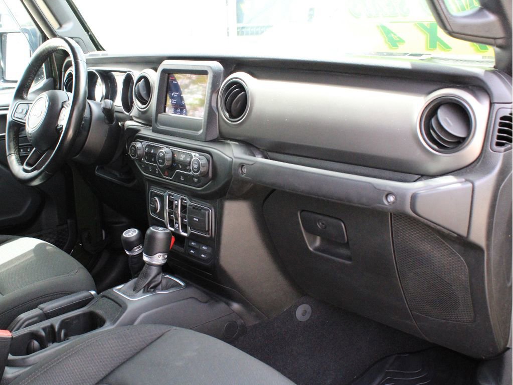 Used 2021 Jeep Gladiator Sport AWD/4WD image 24