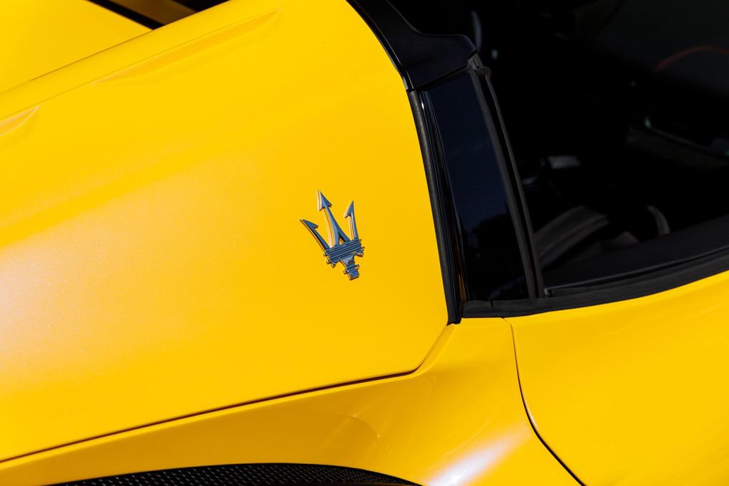 Used 2023 Maserati MC20 Spyder RWD image 42