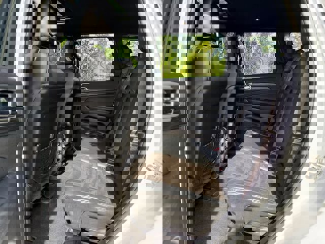 Used 2020 Jeep Grand Cherokee Altitude image 13