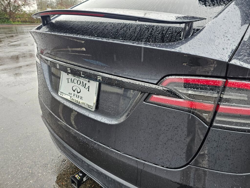 Used 2024 Tesla Model X Long Range image 17