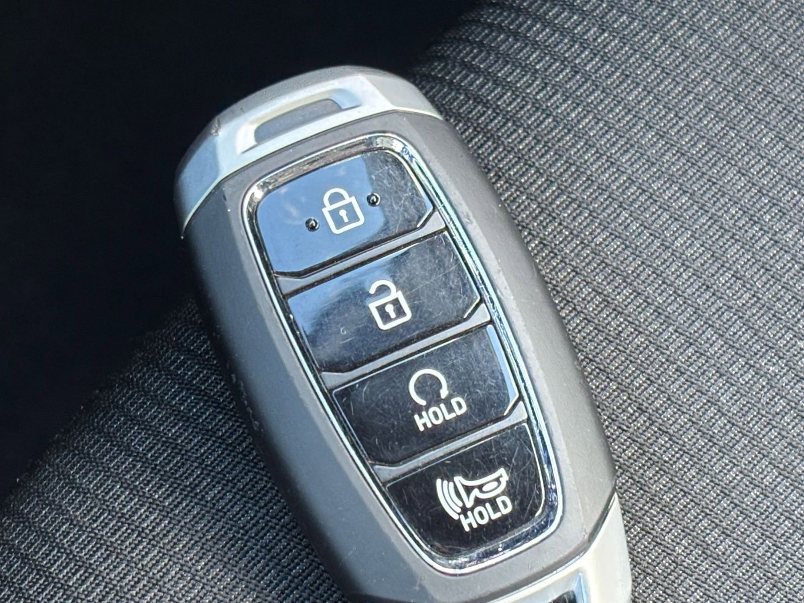 Used 2025 Hyundai Venue SEL FWD image 23