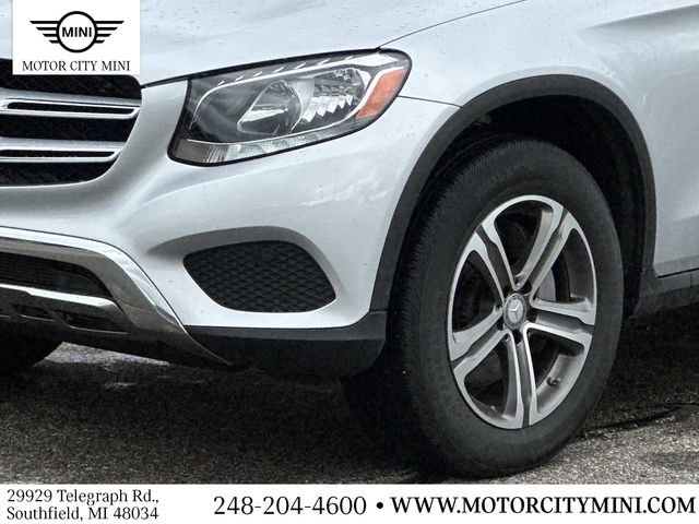 Used 2017 Mercedes-Benz GLC 300 4MATIC image 10