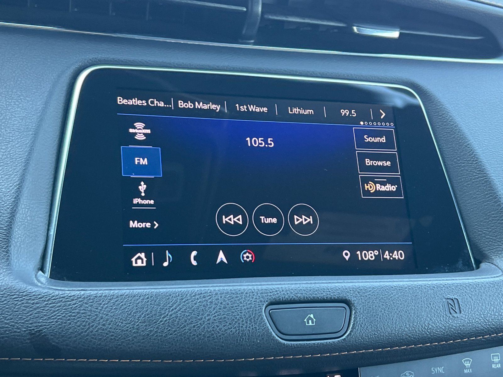 Used 2019 Cadillac XT4 Sport FWD image 18