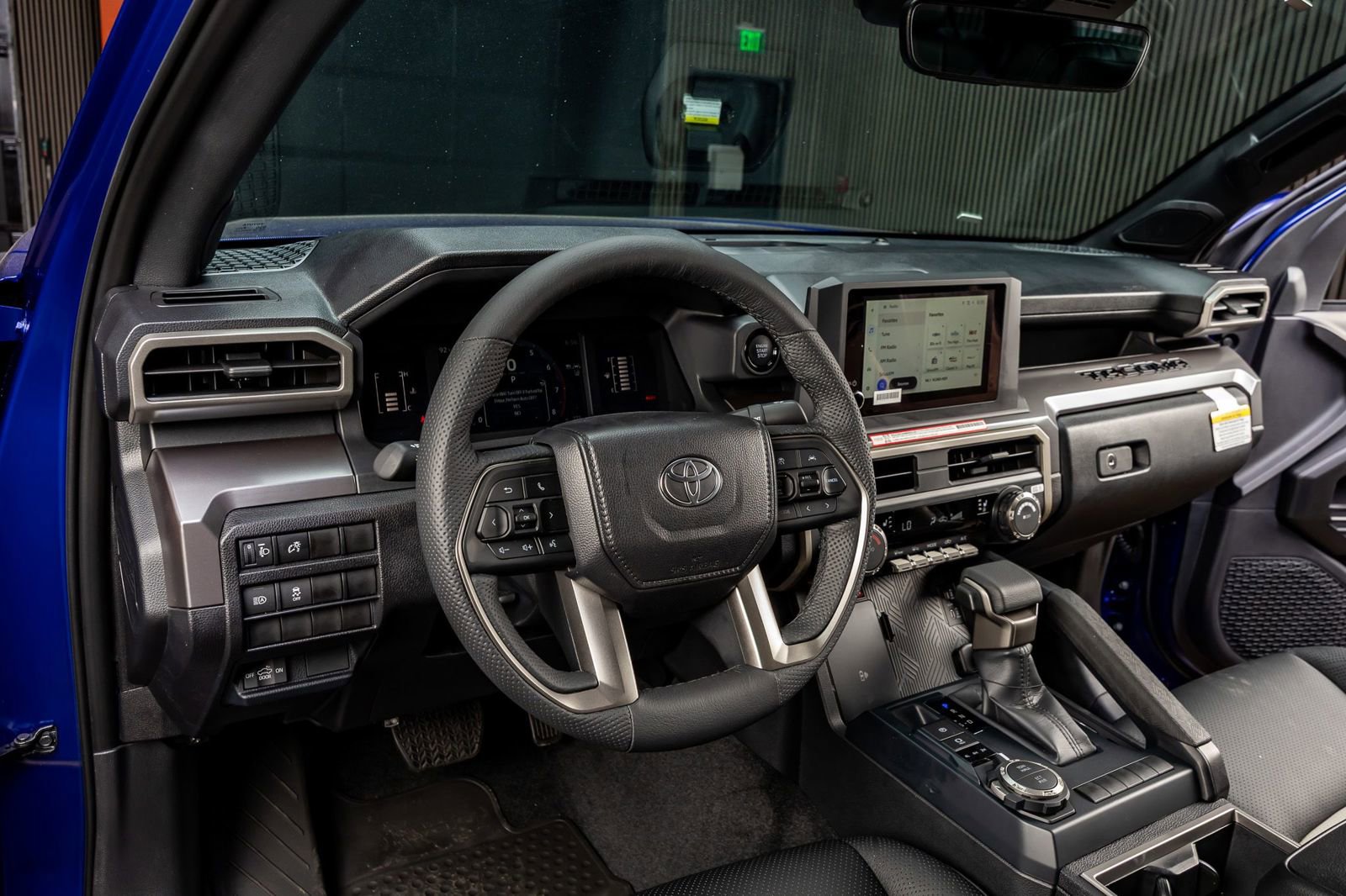 Used 2025 Toyota Tacoma SR5 image 17