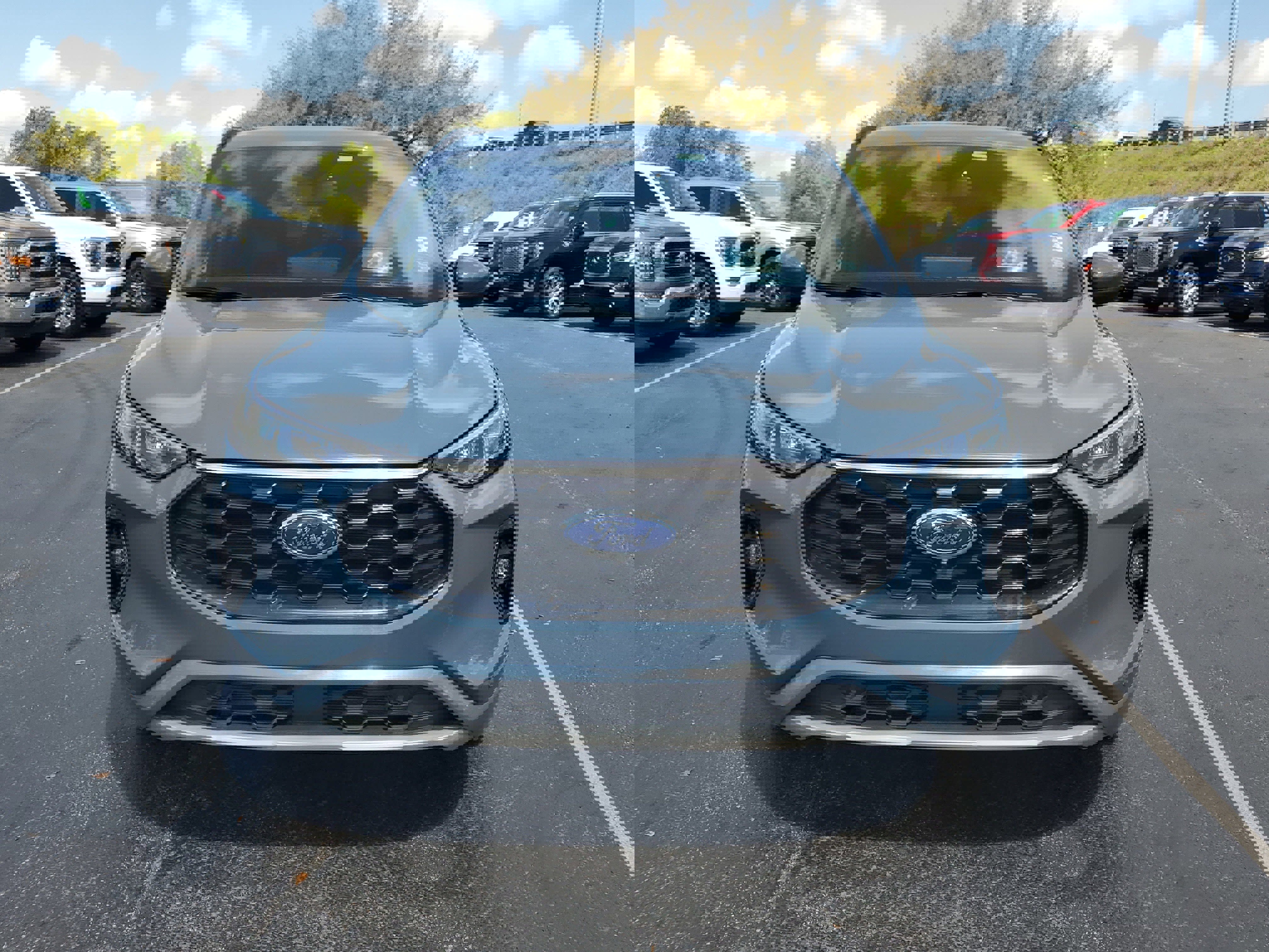 Certified 2023 Ford Escape ST-Line Elite w/ Premium Technology Package image 2