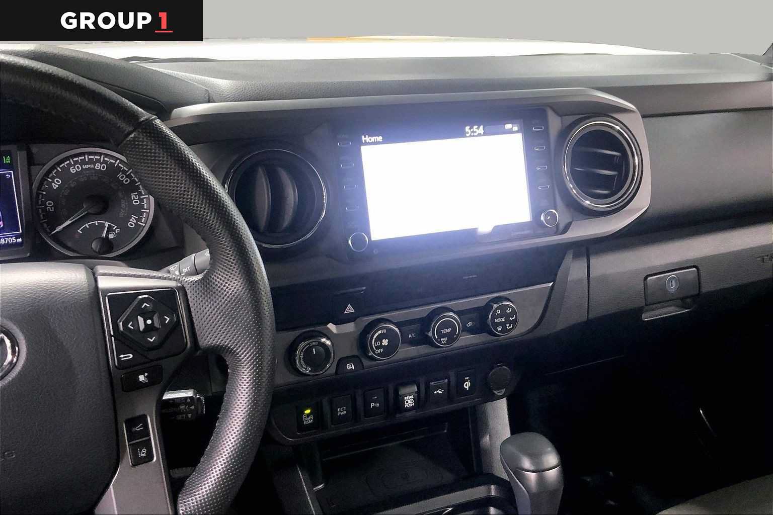 Used 2020 Toyota Tacoma TRD Off-Road w/ Technology Package AWD/4WD image 13