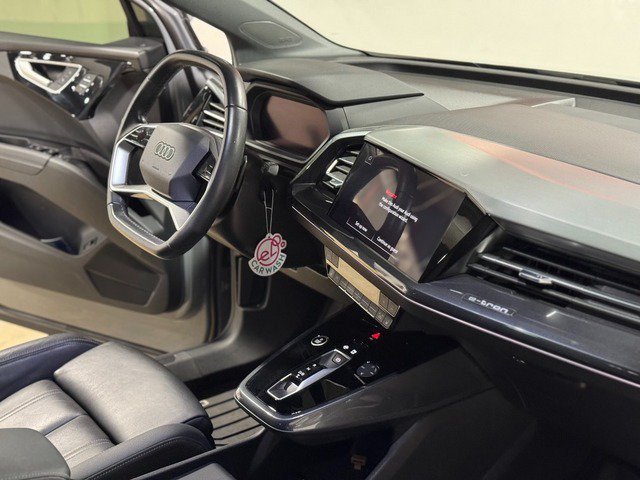 Used 2024 Audi Q4 e-tron Premium Plus AWD/4WD image 29