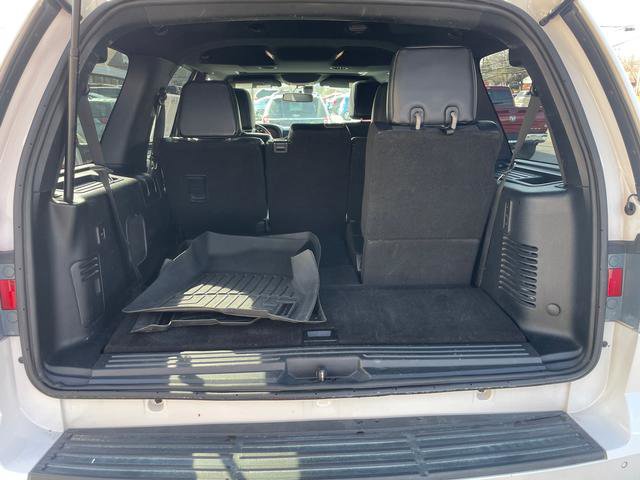 Used 2016 Lincoln Navigator Select image 15