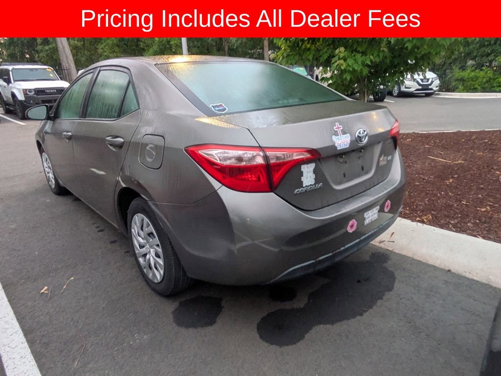 Used 2017 Toyota Corolla LE FWD image 5
