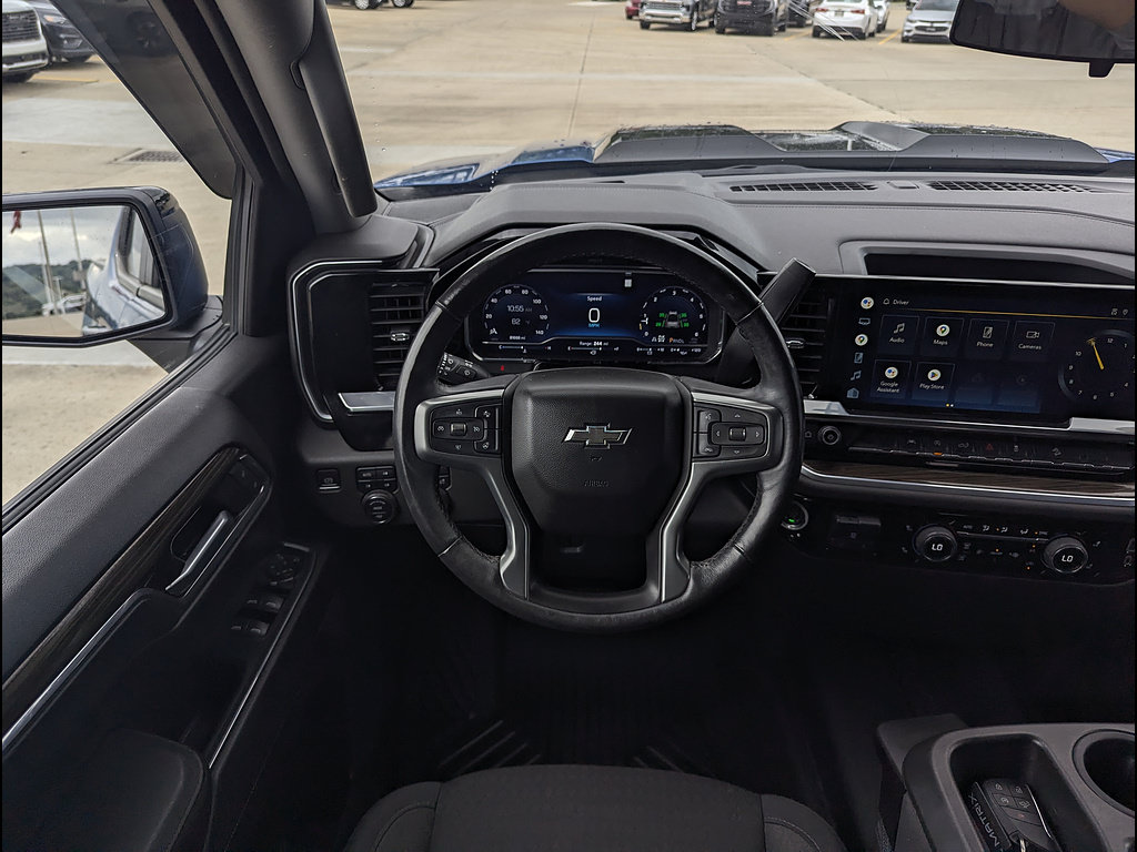Used 2022 Chevrolet Silverado 1500 LT Trail Boss w/ Protection Package AWD/4WD image 3