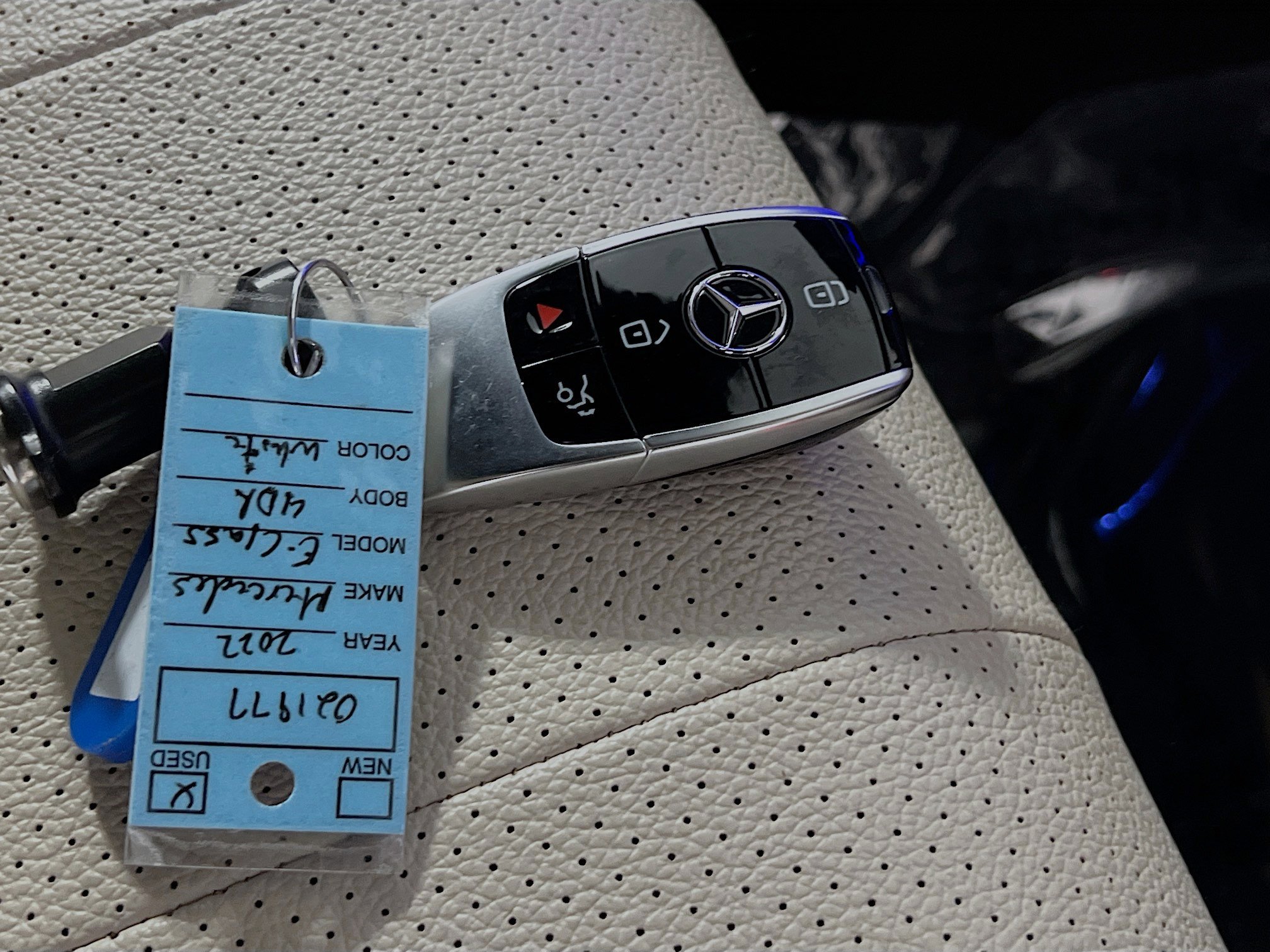 Used 2022 Mercedes-Benz E 350 Sedan w/ AMG Line Exterior image 36