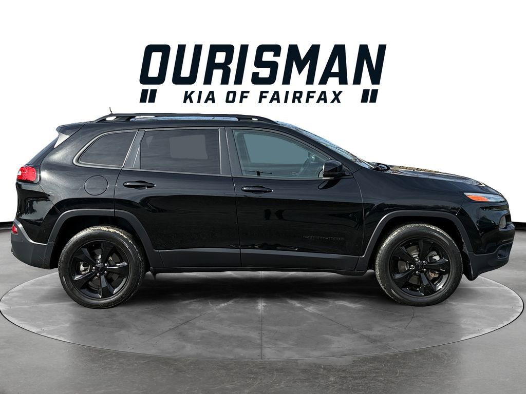 Used 2018 Jeep Cherokee Limited w/ Technology Group image 7
