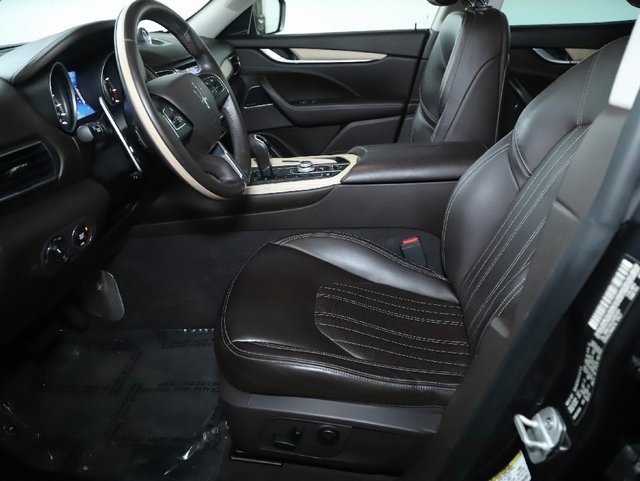 Used 2018 Maserati Levante S GranLusso image 19