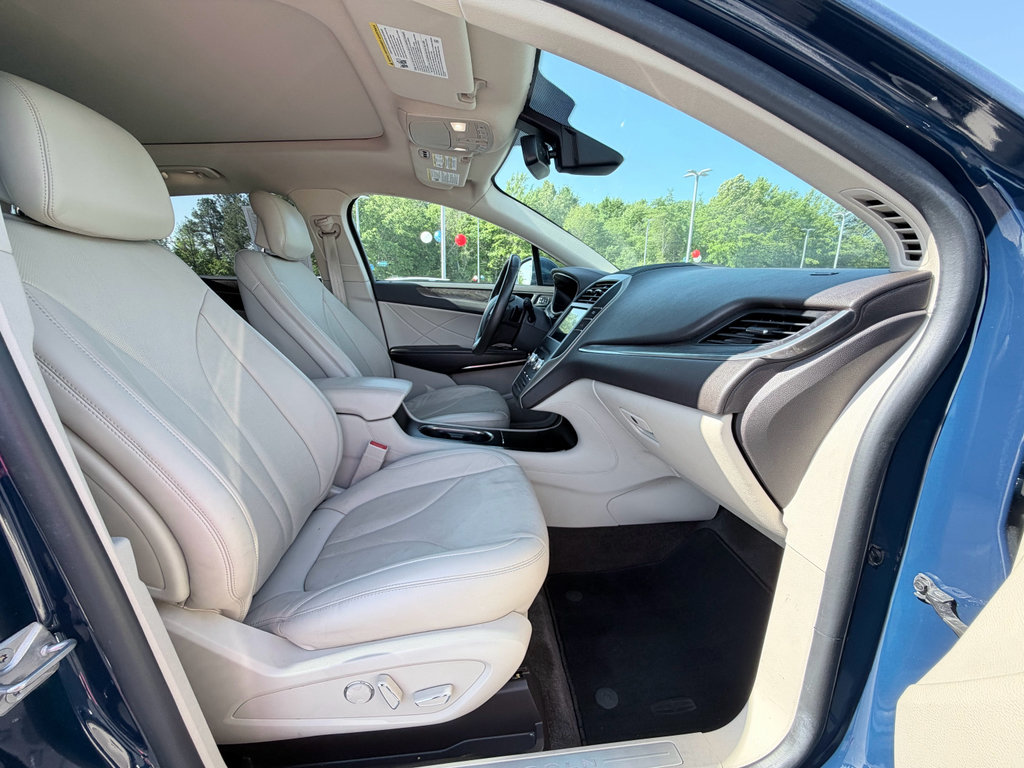 Used 2018 Lincoln MKC Reserve w/ Lincoln MKC Climate Package AWD/4WD image 24