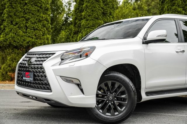 Used 2023 Lexus GX 460 Premium w/ Premium Package AWD/4WD image 3