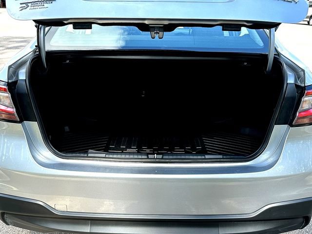 Used 2025 Subaru Legacy Premium image 30