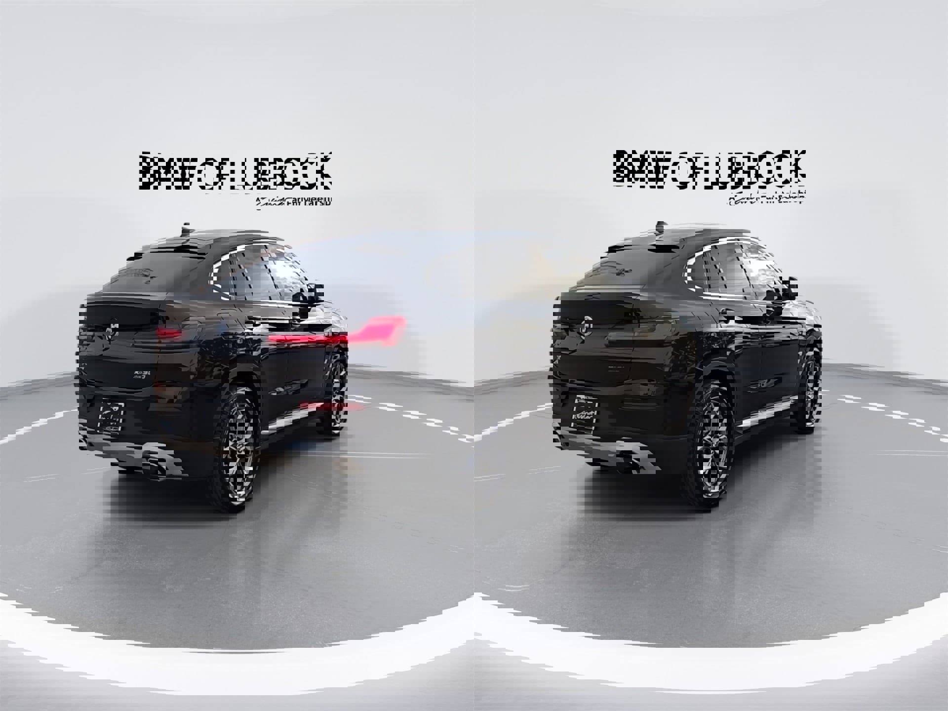 Certified 2025 BMW X4 xDrive30i image 8