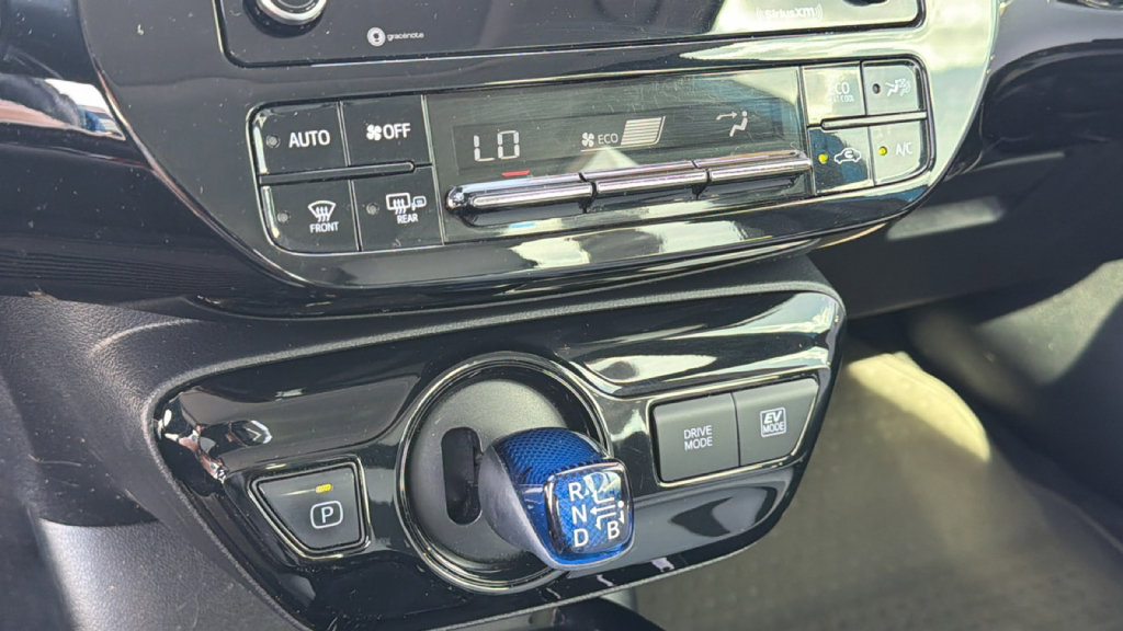 Used 2022 Toyota Prius XLE w/ Advanced Technology Package FWD image 14
