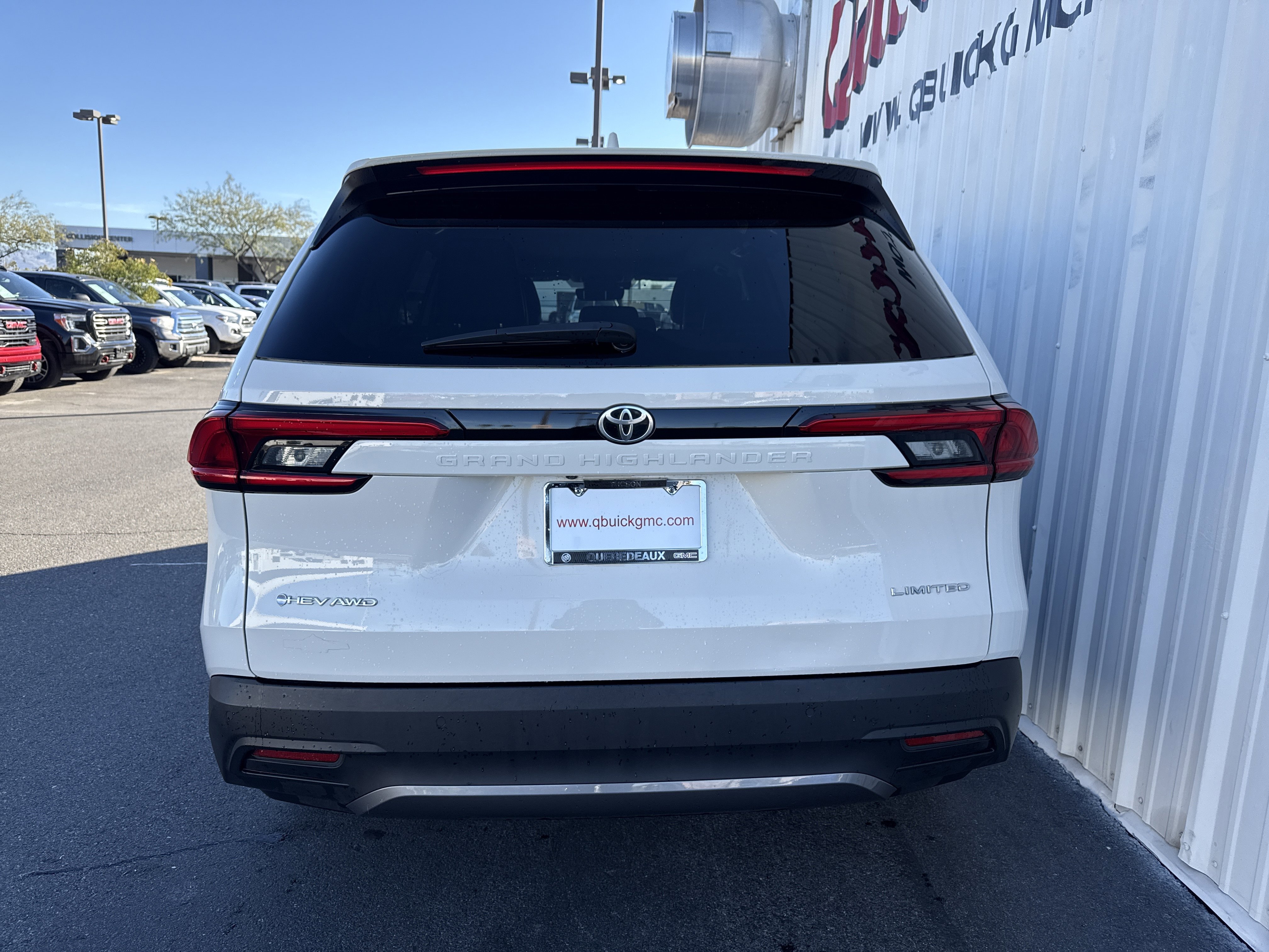 Used 2024 Toyota Grand Highlander Limited image 9