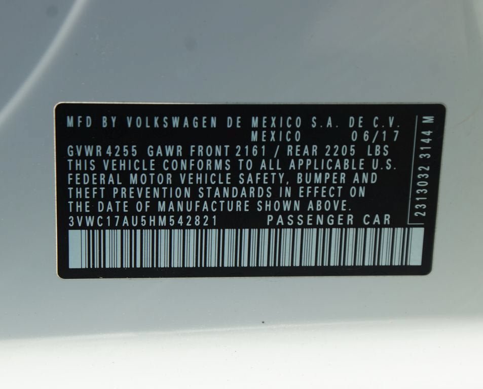 Used 2017 Volkswagen Golf SE FWD image 18