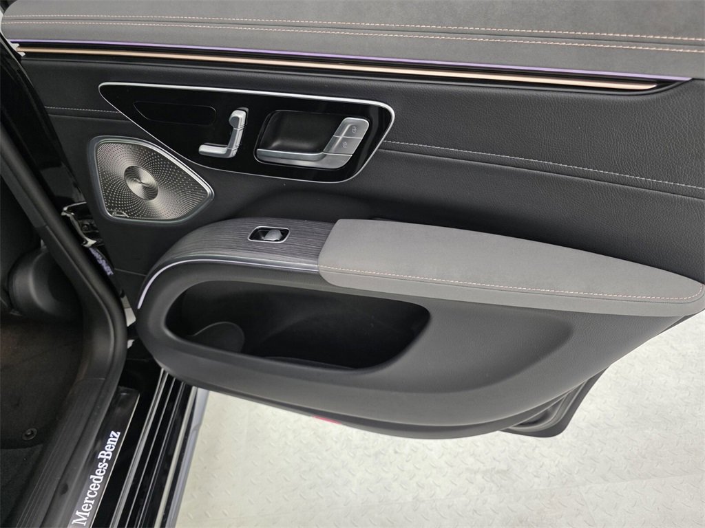 Certified 2023 Mercedes-Benz EQS 580 4MATIC SUV image 28
