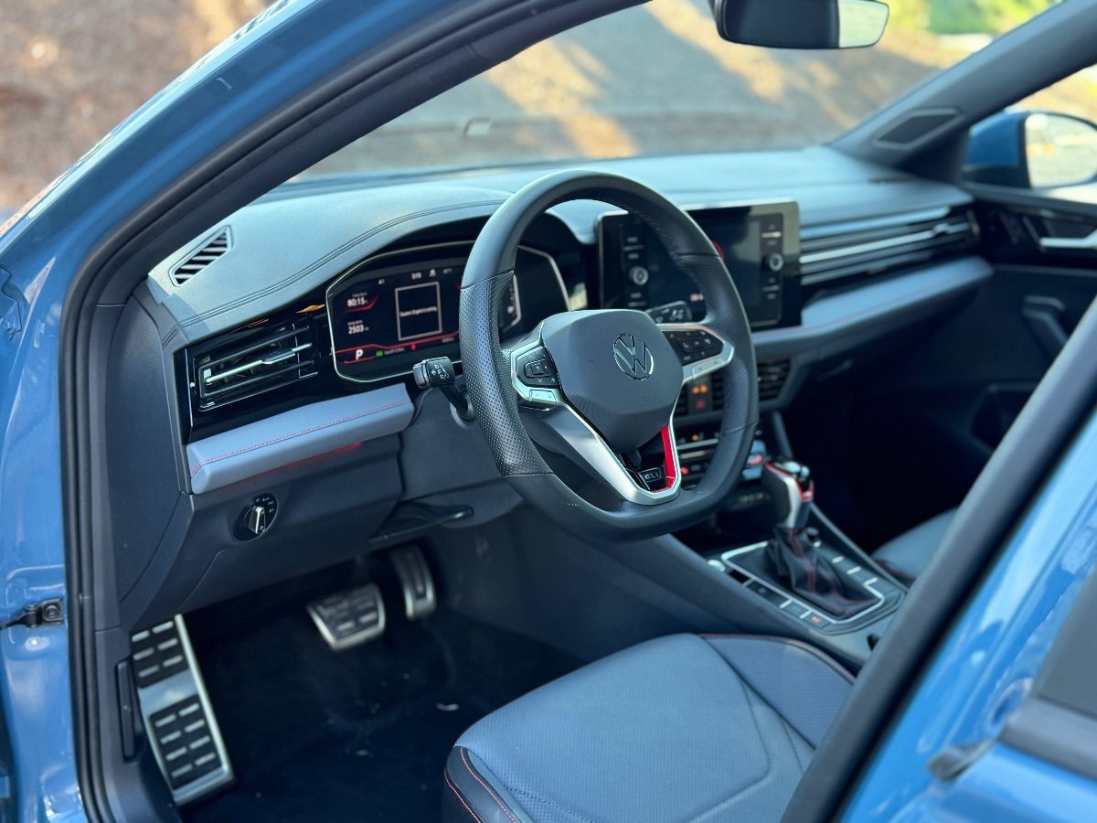Used 2026 Volkswagen Jetta GLI Autobahn FWD image 15