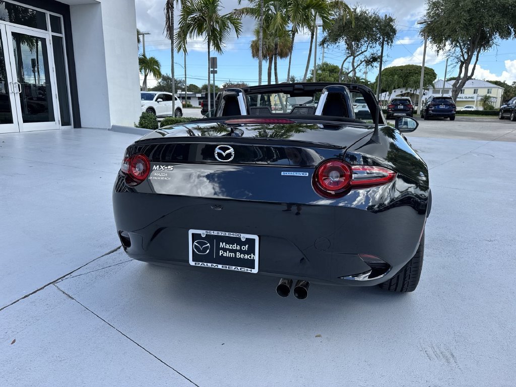 New 2026 MAZDA MX-5 Miata Club w/ Interior Package RWD image 25