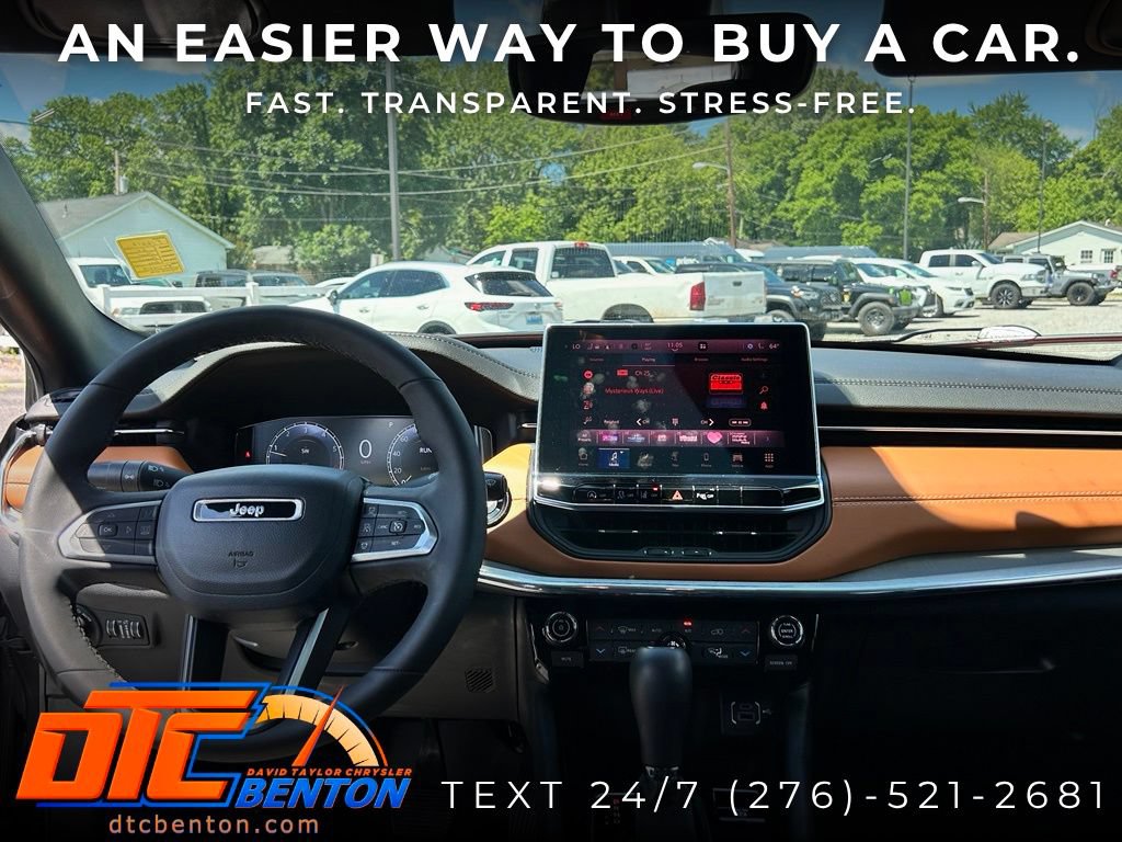 Used 2024 Jeep Compass Limited w/ Elite Group AWD/4WD image 11