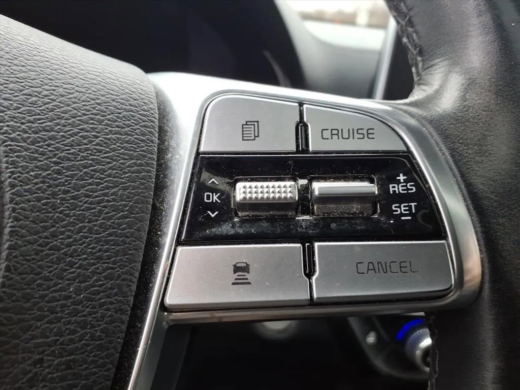 Used 2020 Kia Telluride EX w/ EX Premium Package image 28