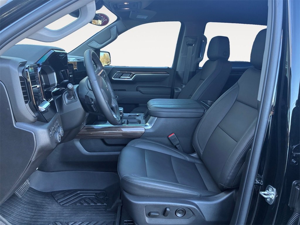 Used 2026 Chevrolet Silverado 1500 RST w/ All Star Edition Plus image 9