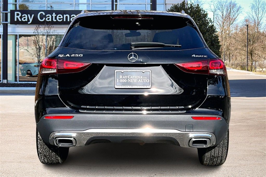 Certified 2022 Mercedes-Benz GLA 250 4MATIC image 4