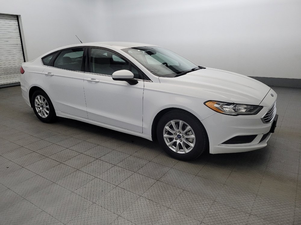 Used 2018 Ford Fusion S image 11