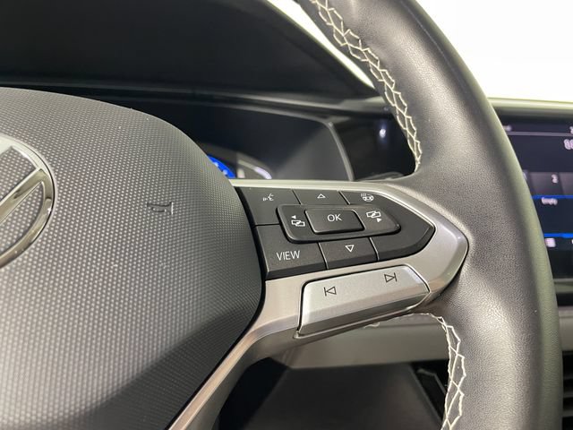 Used 2023 Volkswagen Taos SEL AWD/4WD image 10