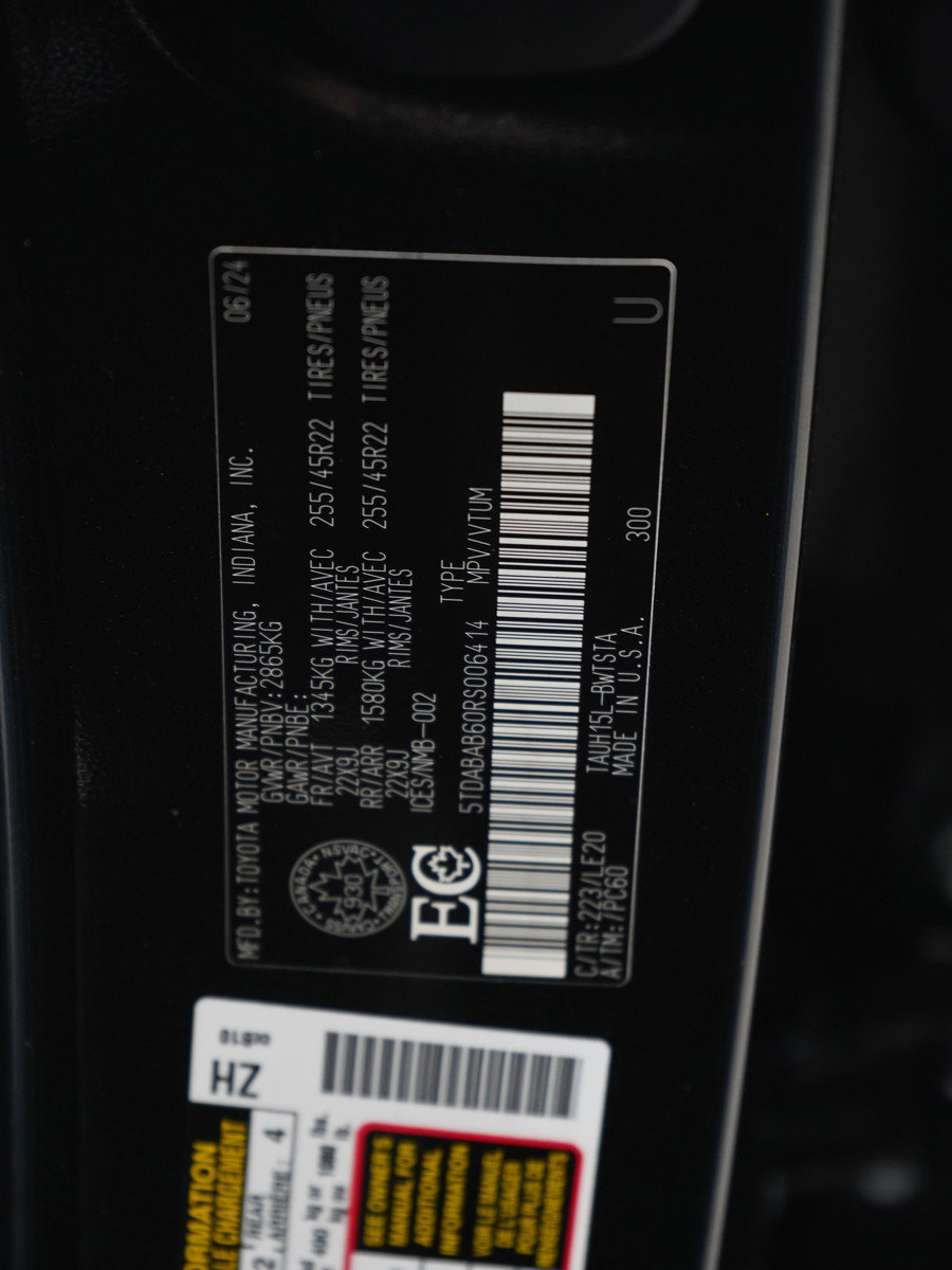 Used 2024 Lexus TX 500h AWD image 32