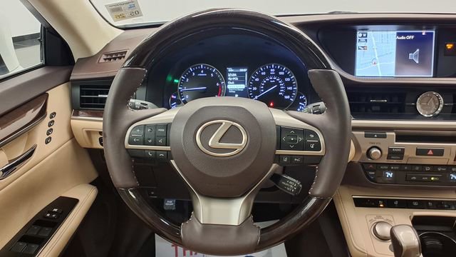 Used 2018 Lexus ES 350 image 23