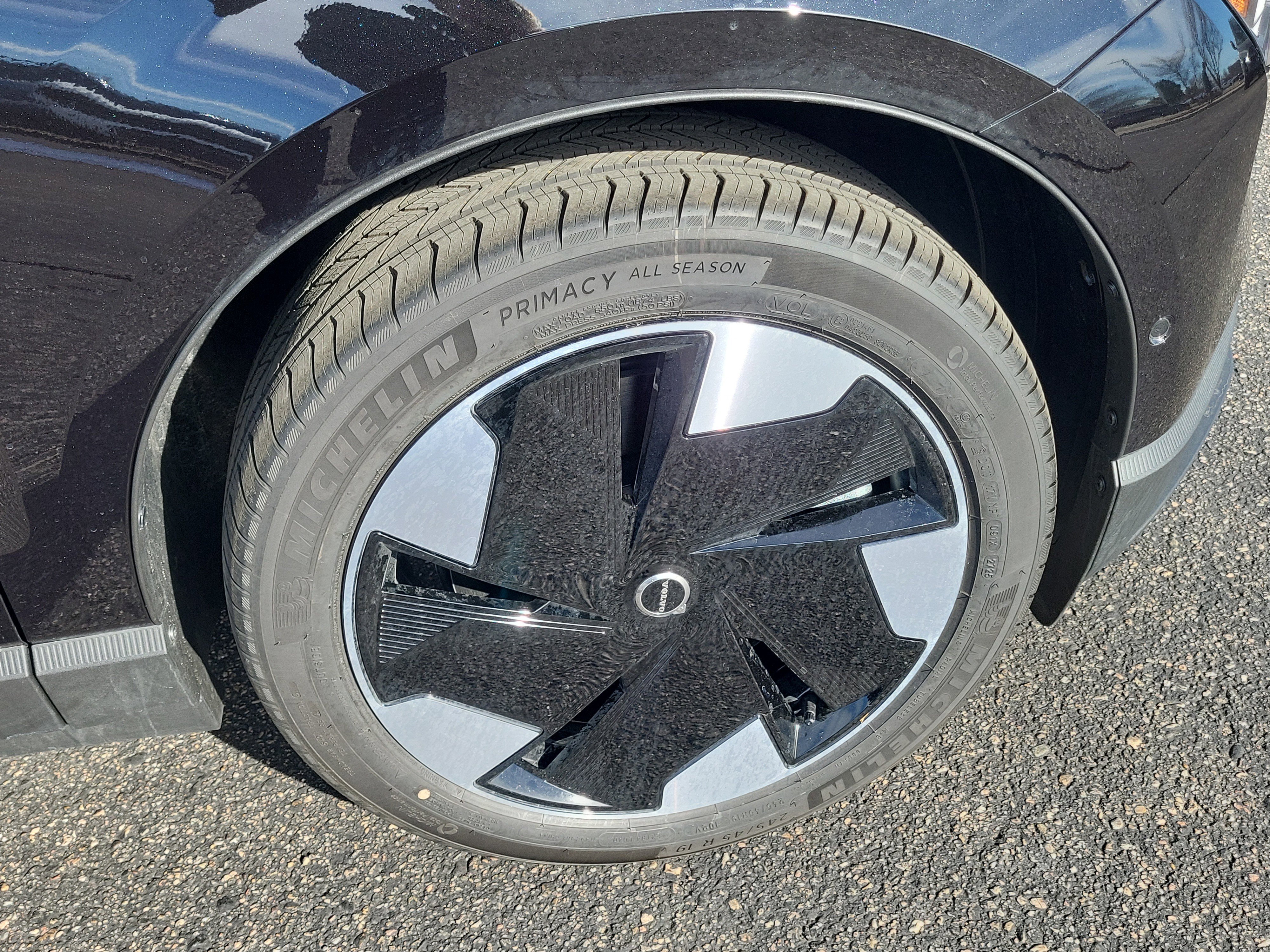 New 2026 Volvo EX30 Ultra w/ Protection Package Premier image 7