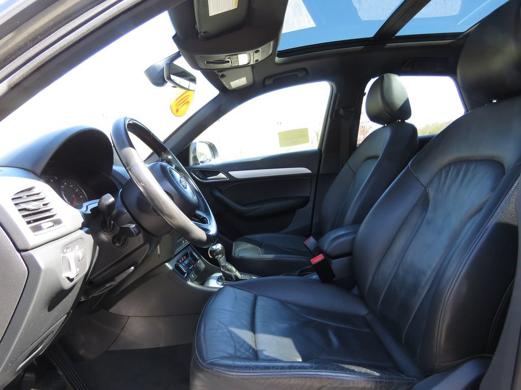 Used 2018 Audi Q3 2.0T Premium AWD/4WD image 10
