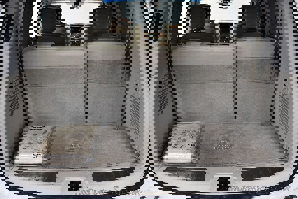 Used 2011 INFINITI QX56 4WD w/ Theater Pkg image 58