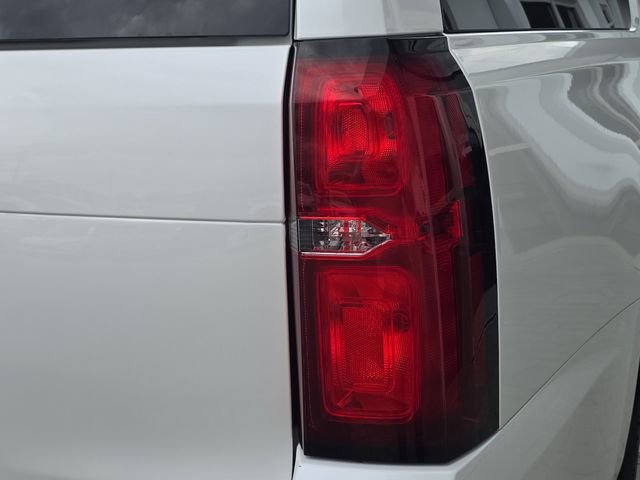 Certified 2017 Chevrolet Suburban Premier AWD/4WD image 5
