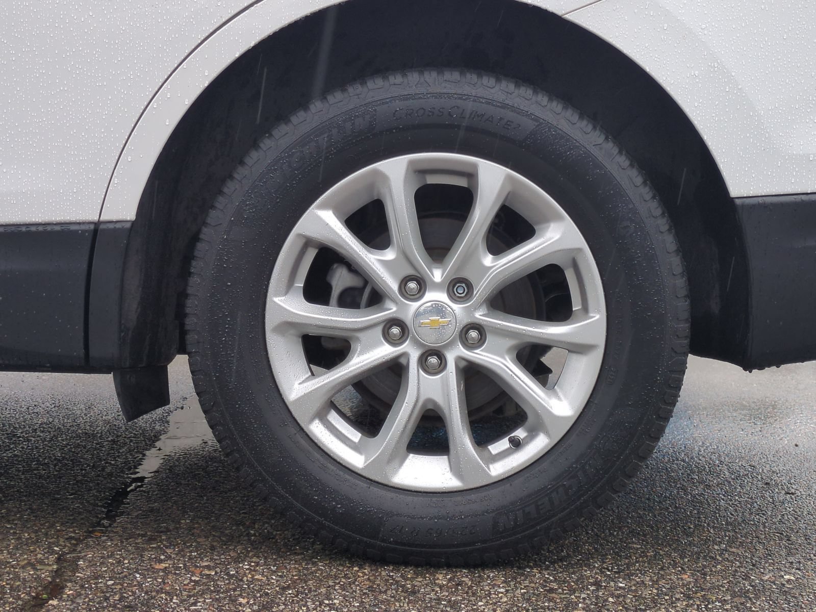 Used 2020 Chevrolet Equinox LT FWD image 15