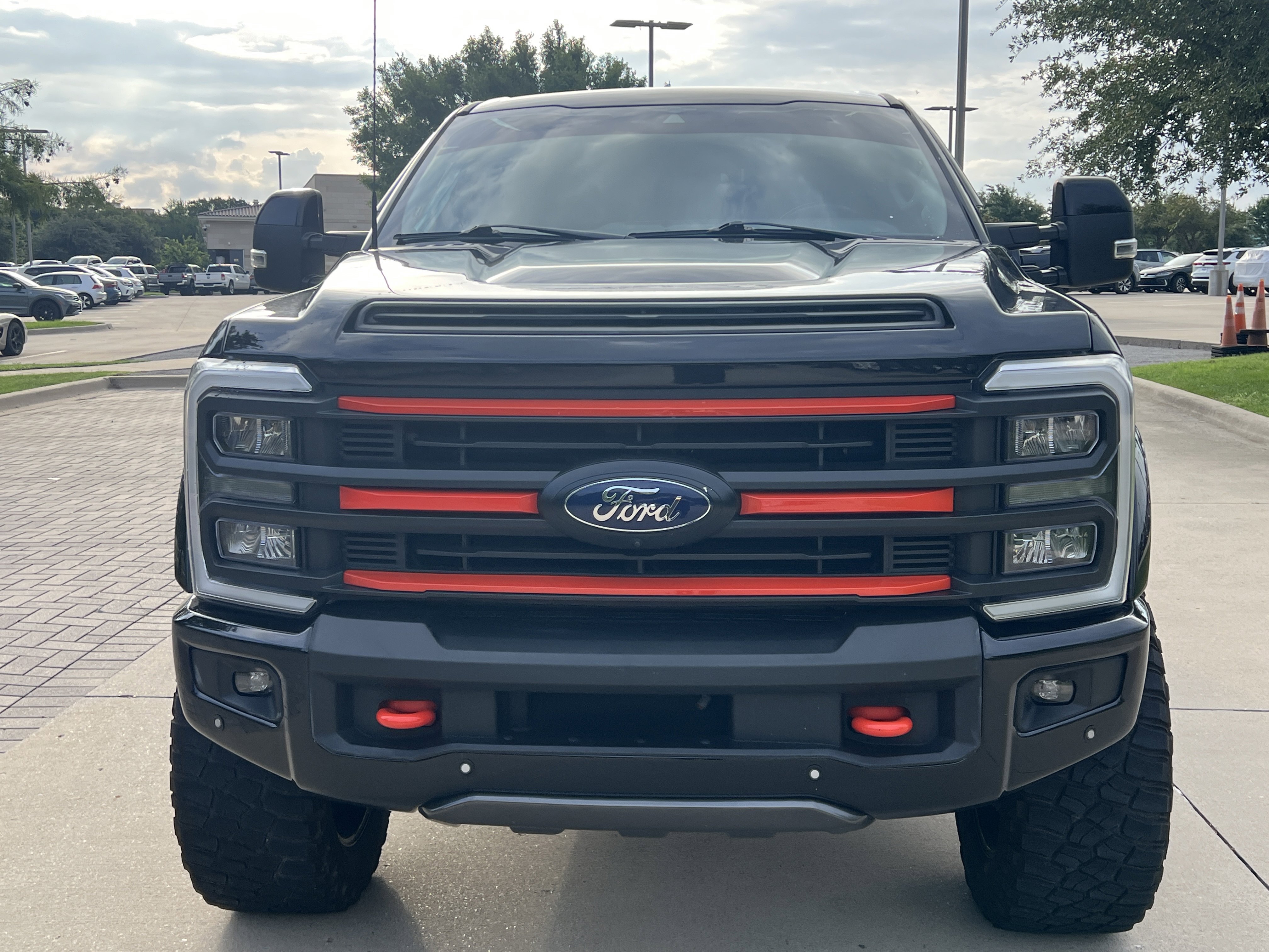 Used 2023 Ford F250 Lariat w/ Lariat Ultimate Package AWD/4WD image 3