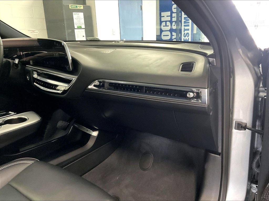 Used 2024 Cadillac Lyriq Tech w/ Driver Assist Package AWD/4WD image 13