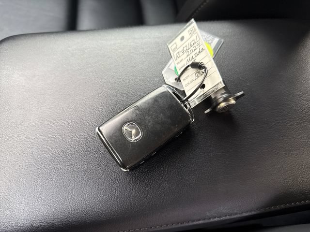 Used 2024 MAZDA MAZDA3 s FWD image 27