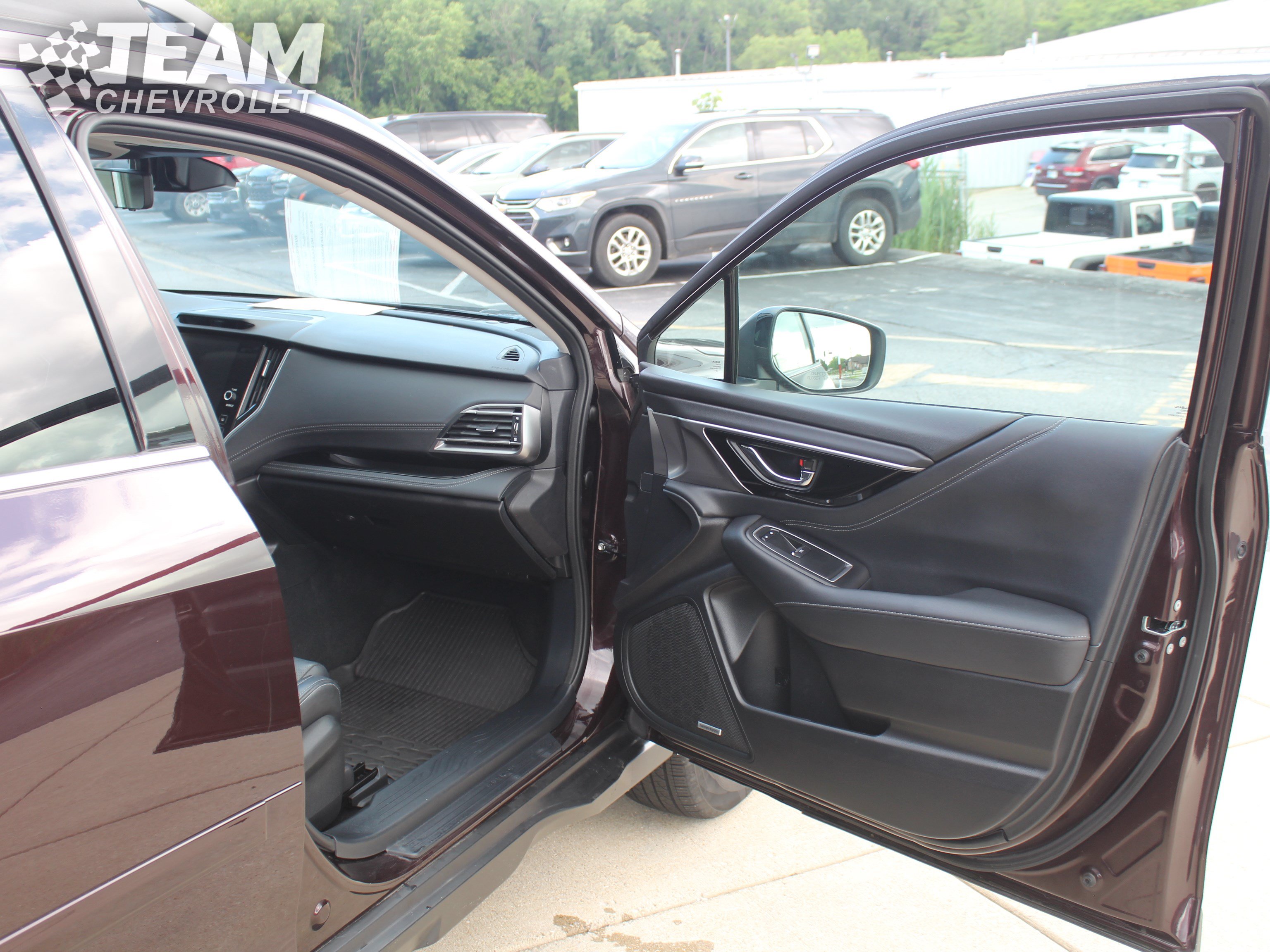 Used 2024 Subaru Outback Touring XT AWD/4WD image 29