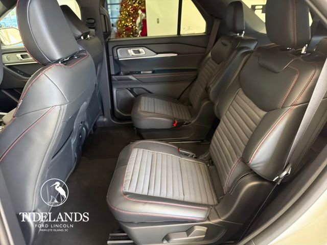 New 2026 Ford Explorer ST-Line w/ ST-Line Street Pack image 25
